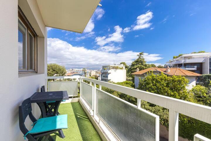 Studio Cap Antibes Жуан-Ле-Пин Екстериор снимка